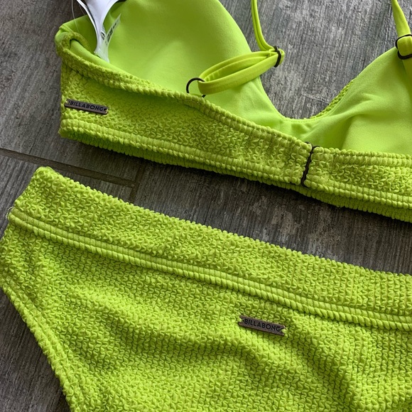 π₯π₯BILLABONG - SUMMER HIGH BRALETTE MAUI SETπ₯π₯ - Picture 5 of 5